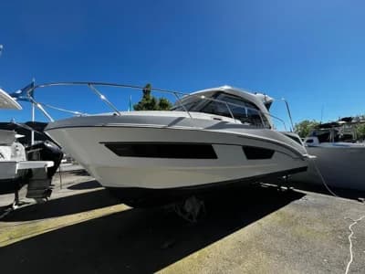 2022 Beneteau Antares 9 OB 2