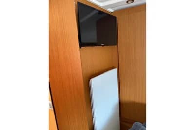 2021 Beneteau Swift Trawler 35 3
