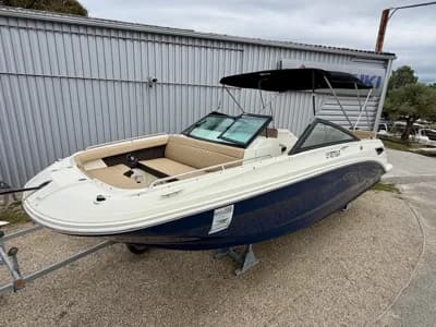 2022 Sea Ray SDX 250 2