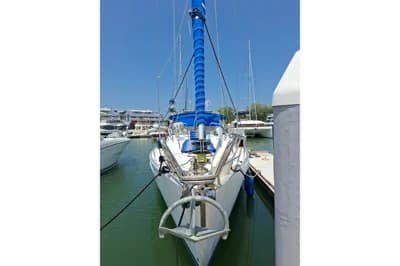 1999 Beneteau Oceanis 40 CC 2