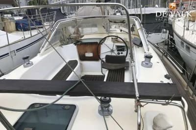 2002 Beneteau Oceanis 42CC 2