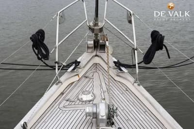 1989 Hallberg-Rassy 42E 2