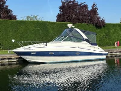 2007 Cruisers Yachts 300 CXI Boat for Sale in Marlow 2