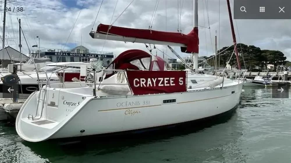 2001 Beneteau Oceanis Clipper 331 Boat for Sale in Christchurch