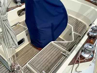 1999 Victoria 34 Boat for Sale in Falmouth 3