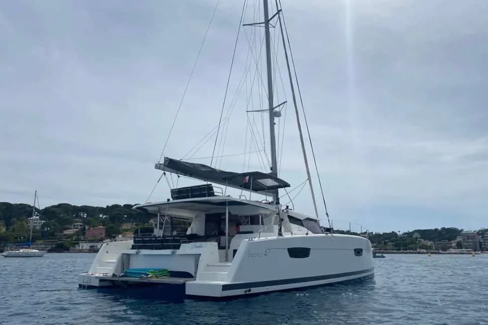 Fountaine Pajot Saona 47