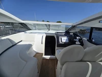 Princess V 42 Hardtop 3