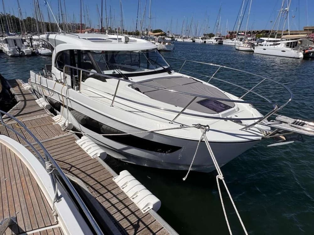 Bénéteau Antares 11