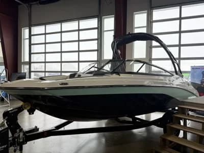 2026 Yamaha Boats AR195 2