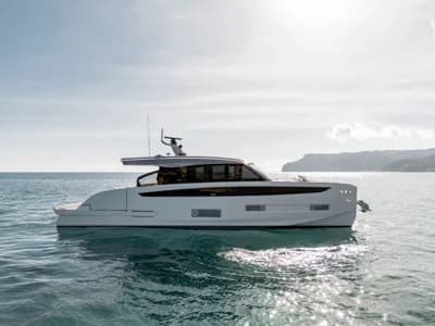 2025 Azimut Seadeck 6 | 57.4 ft 2