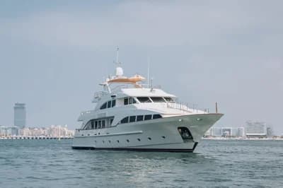 2000 Benetti Classic 115 | 114.8 ft 2