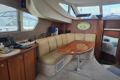 2005 Silverton 39 Motor Yacht | 39 ft 3