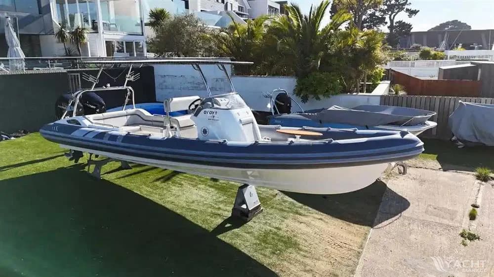 Cobra Nautique 8.7