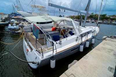 Beneteau Oceanis 45 2