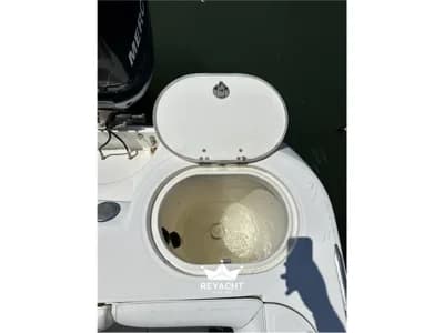 Boston Whaler - 285 Conquest 3