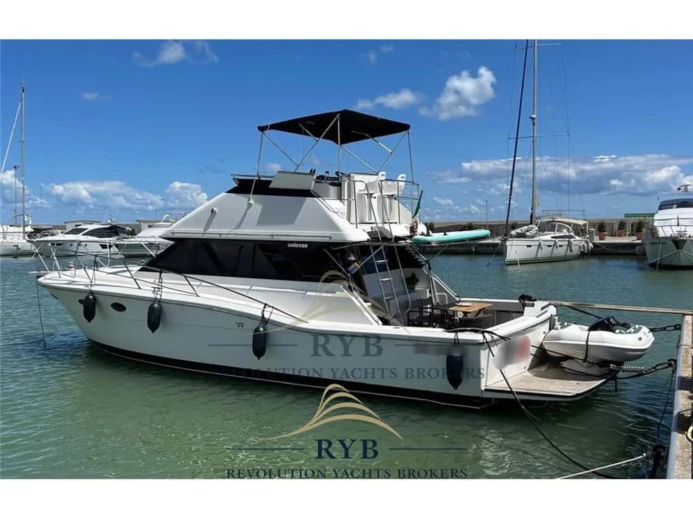 Uniesse Marine - 42 Fly