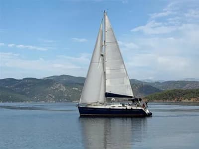 Beneteau Oceanis 393 2
