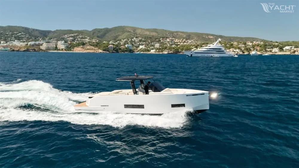 De Antonio D42 Open