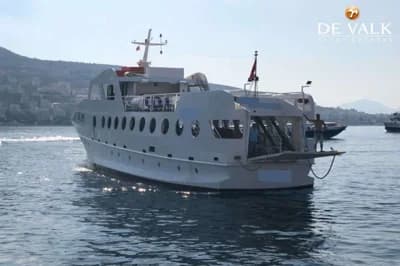 CAR/PASSENGERS FERRY 33 3