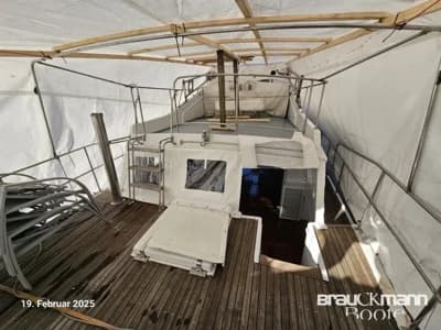 Hatteras 1450 2