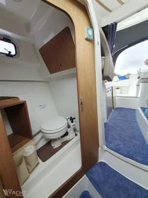 Beneteau Antares 780 3
