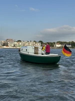 Elektro Tuckerboot 22f 3