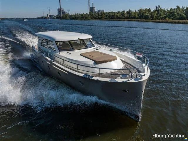 Altena 52 - Fast Going - Aluminium