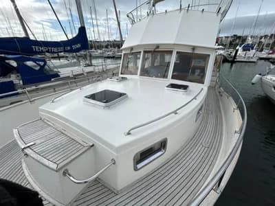 GRAND BANKS MARINE Grand Banks 42 Motoryacht 3