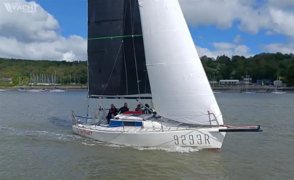 J Boats J92
