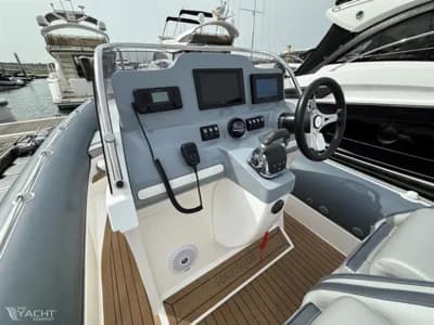 COBRA RIBS Cobra Nautique 9.7m Inboard 3