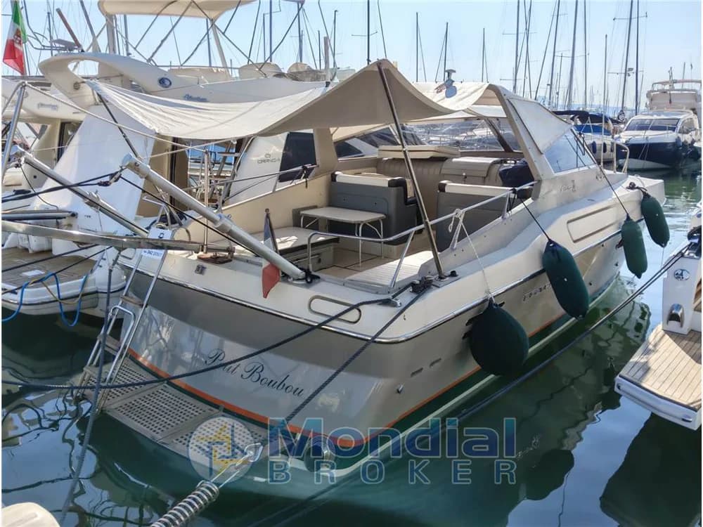 RIVA - BRAVO 38