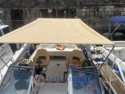 Boston Whaler - Revenge 25 WT 3
