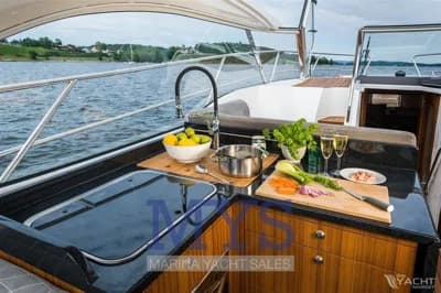 Marex 360 Cabriolet Cruiser 3