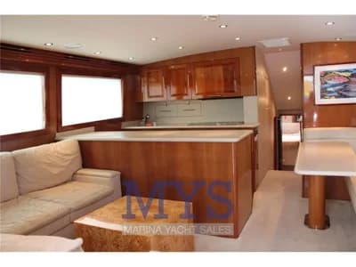 Hatteras - 54 Convertible 3