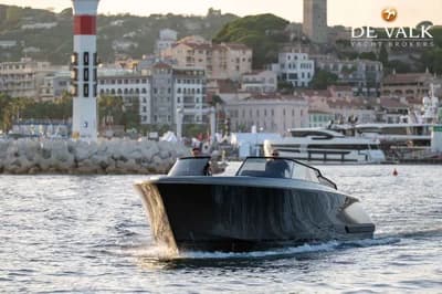 Reborn 38 Bowrider 3
