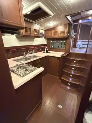 Rapsody 48 Offshore 3