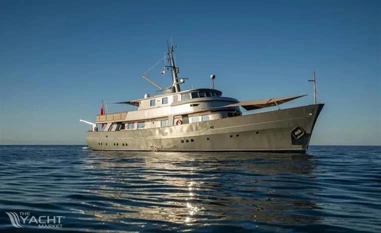 Laurent Giles TSDMY Gentleman's Motor Yacht
