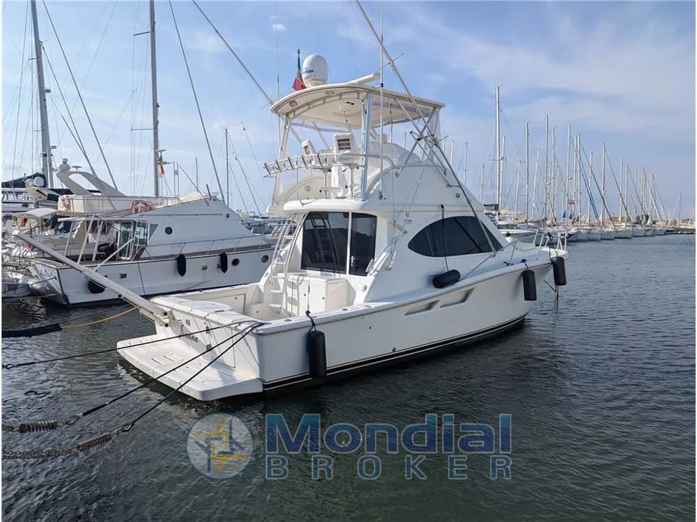 Tiara Yachts - 3900 Convertible