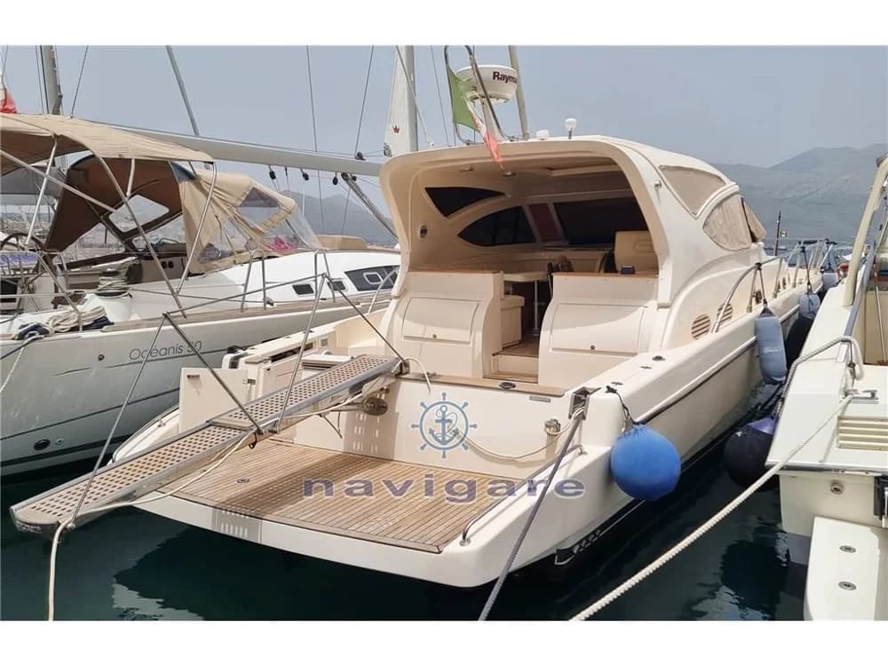 Cayman - 43 WA