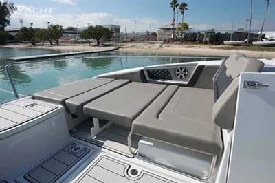 Aquila 36 Sport 3