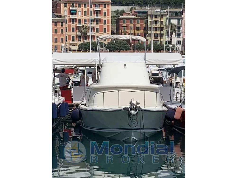 Bertram Yacht - 31' Sport Fisherman