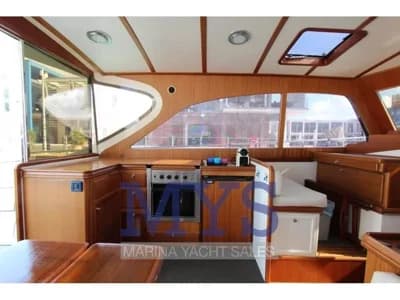 Rose island - LOBSTER 49 3