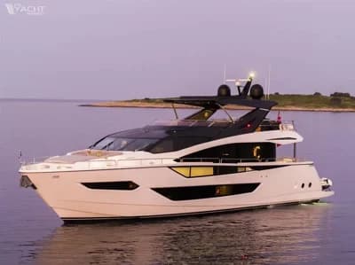 Sunseeker 88 Yacht 3