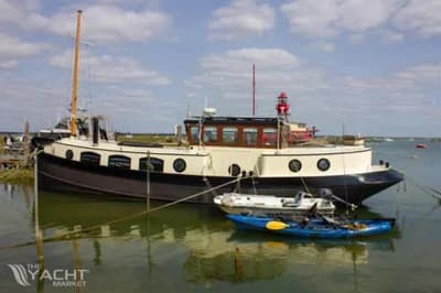 Branson Thomas 50 Liveaboard Barge 2