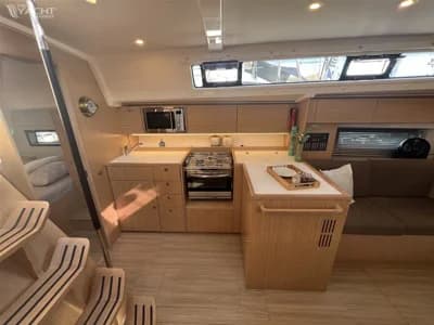 Bavaria C42 3