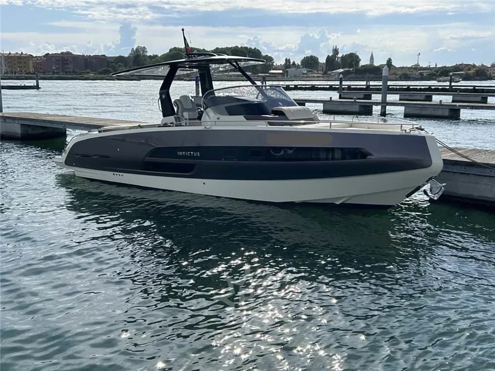 Invictus - GT320