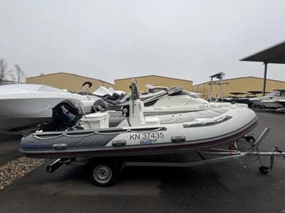 Goldenship Aura 470 5
