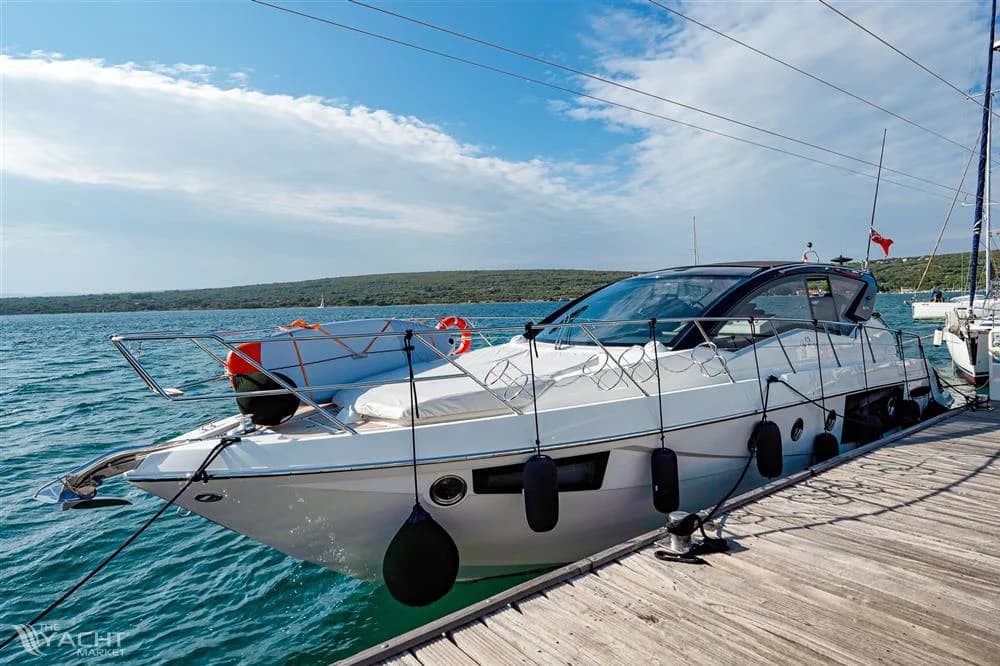 Cranchi M44 HT