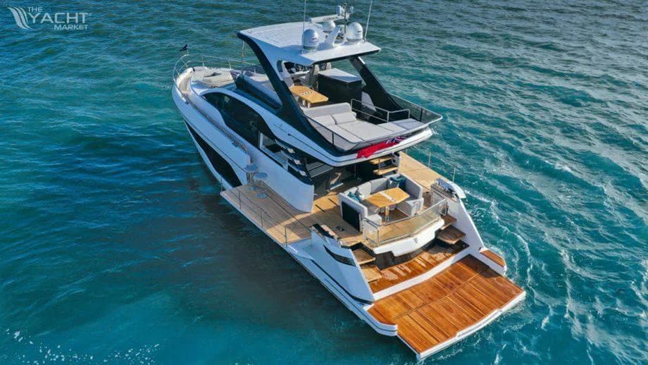 Fairline Squadron 58