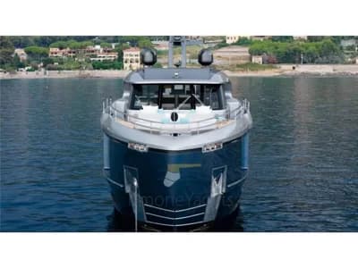 Azimut - Magellano 30 Metri 2